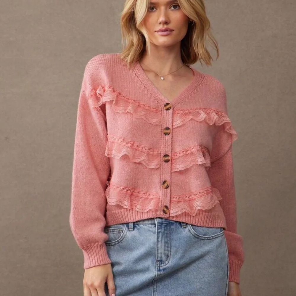Brand new Zara Pink Lace-Ruffle V-Neck Cardigan - Size M - Picture 1 of 4